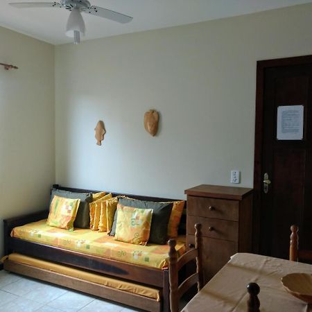 Residencial Com. Doria Apartment Bombinhas Exterior photo