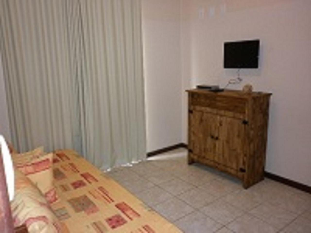 Residencial Com. Doria Apartment Bombinhas Exterior photo