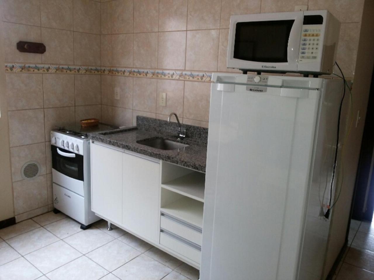 Residencial Com. Doria Apartment Bombinhas Exterior photo