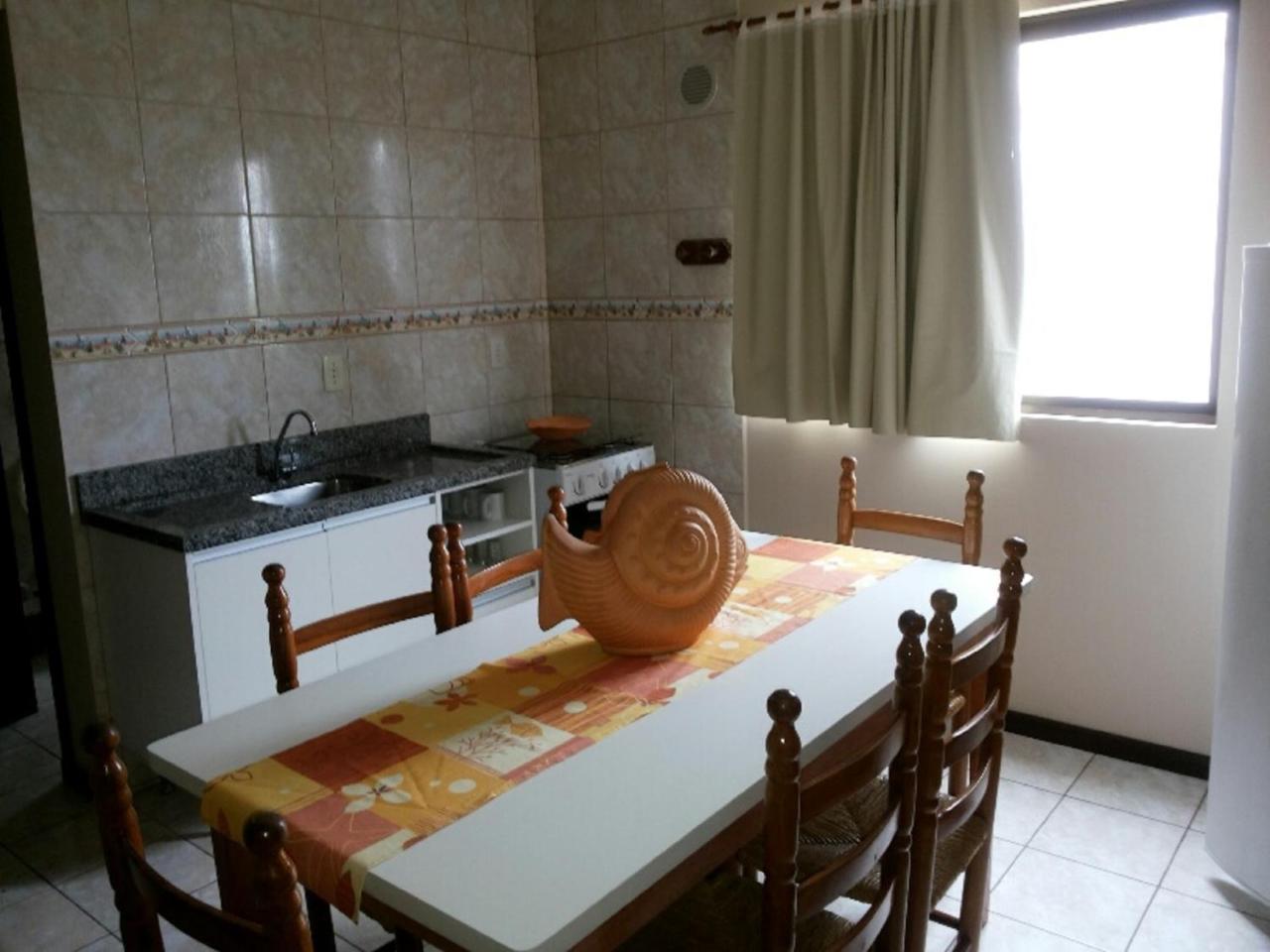 Residencial Com. Doria Apartment Bombinhas Exterior photo