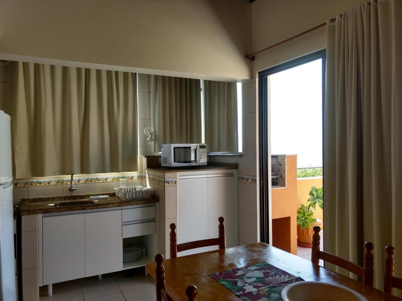 Residencial Com. Doria Apartment Bombinhas Exterior photo